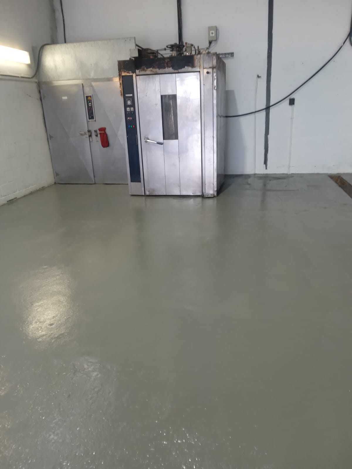 CONCRETE ENAMEL
