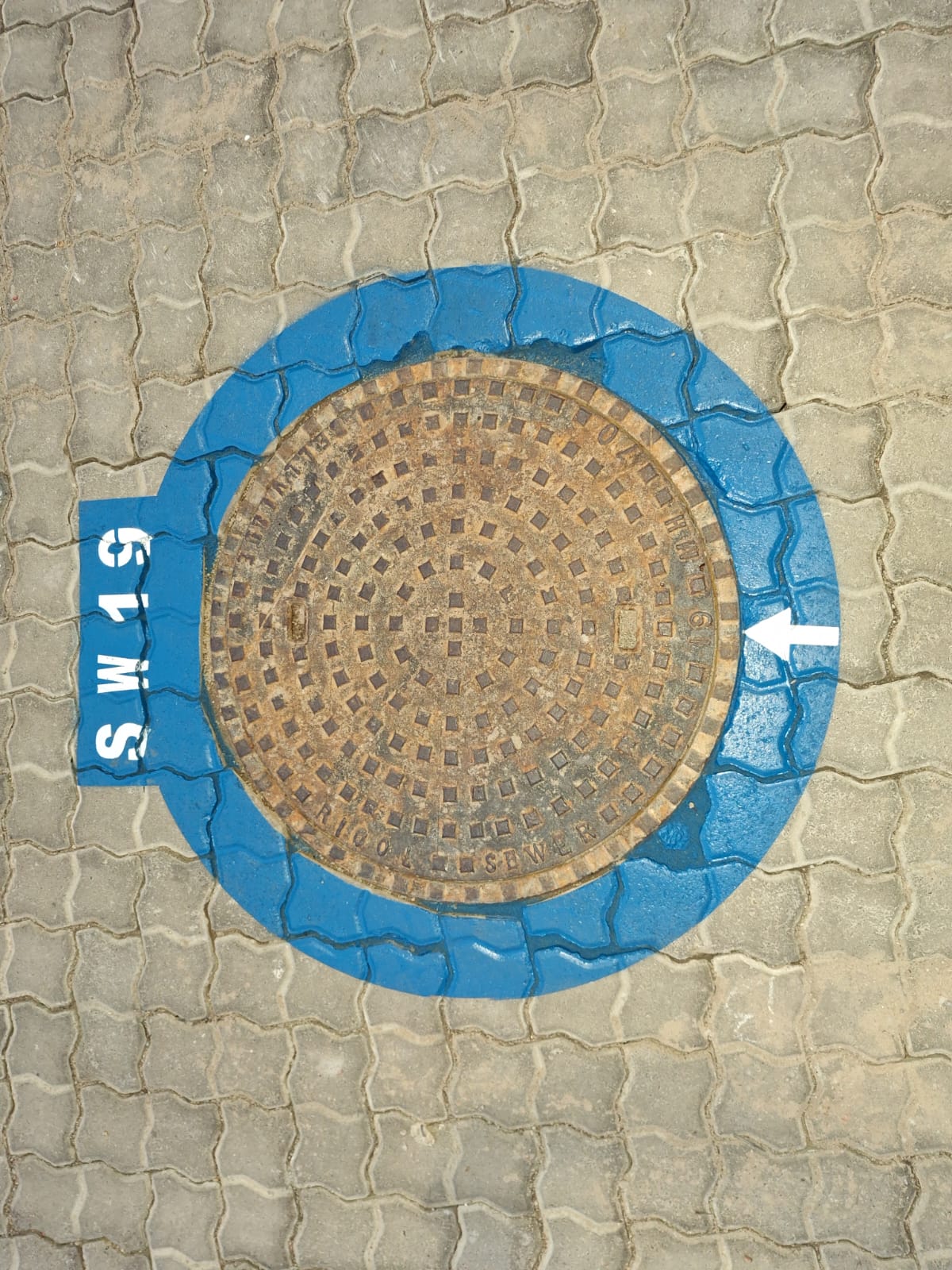 QUICK DRY ROAD MARKING PAINT