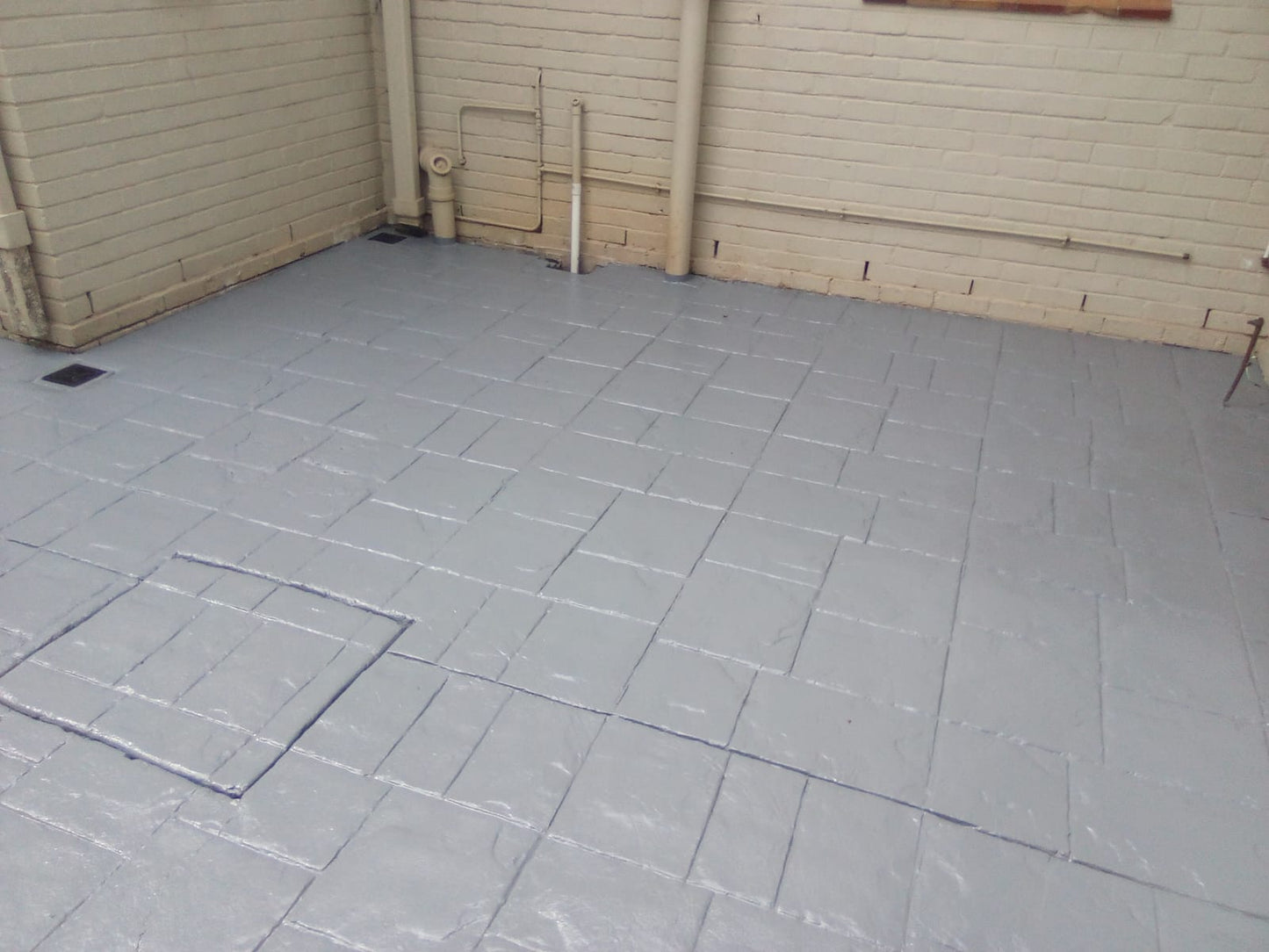 QUICK DRY ROAD MARKING PAINT